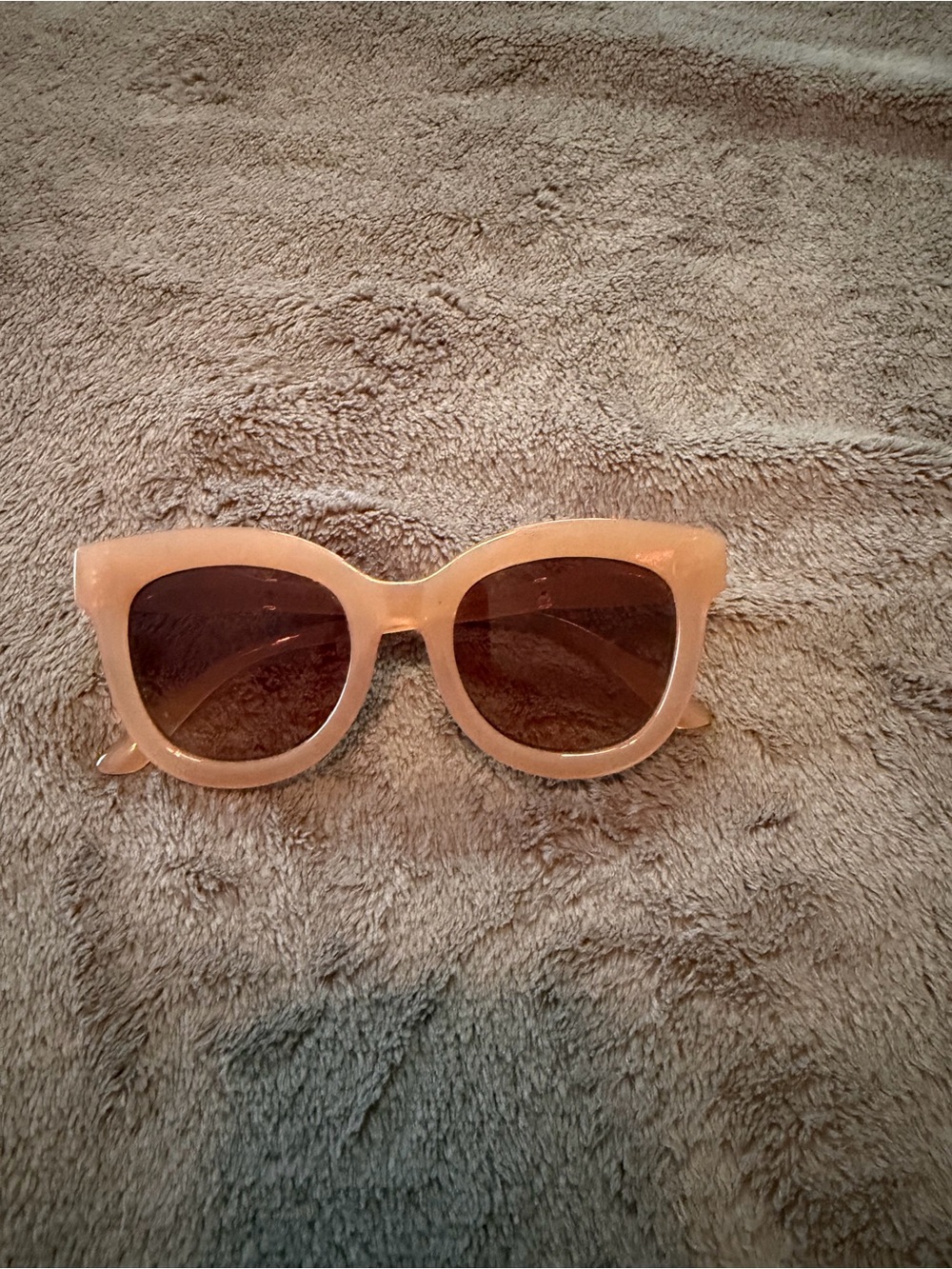 American Eagle Outfitters Pink Peach Round Sunglasses